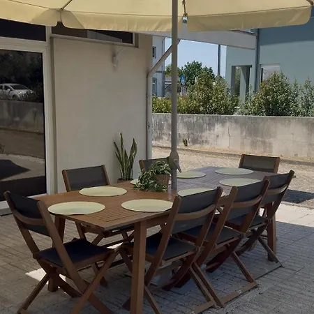 Living Πανσιόν
